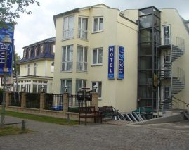 Aparthotel Guzulka & Restaurant Am Flughafen